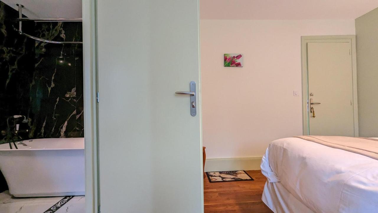 Chambres D'Hotes Cascarot Lechatelet Exterior photo