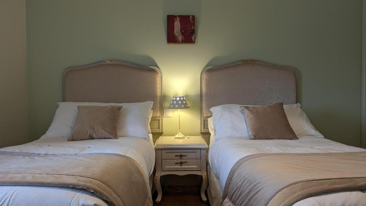 Chambres D'Hotes Cascarot Lechatelet Exterior photo